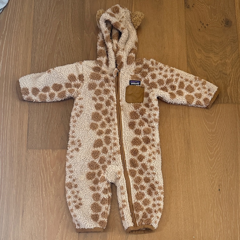 Patagonia Brown and Cream Kids One Piece fleece bunting